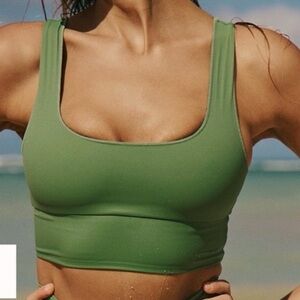 NWT It's Now Cool The Contour Bikini Top Green Large